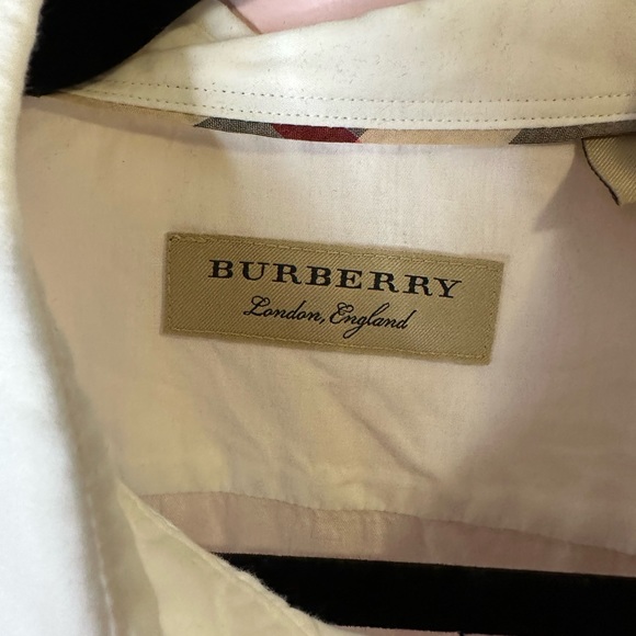 Burberry White Button Down Shirt Size Small - Picture 2 of 11